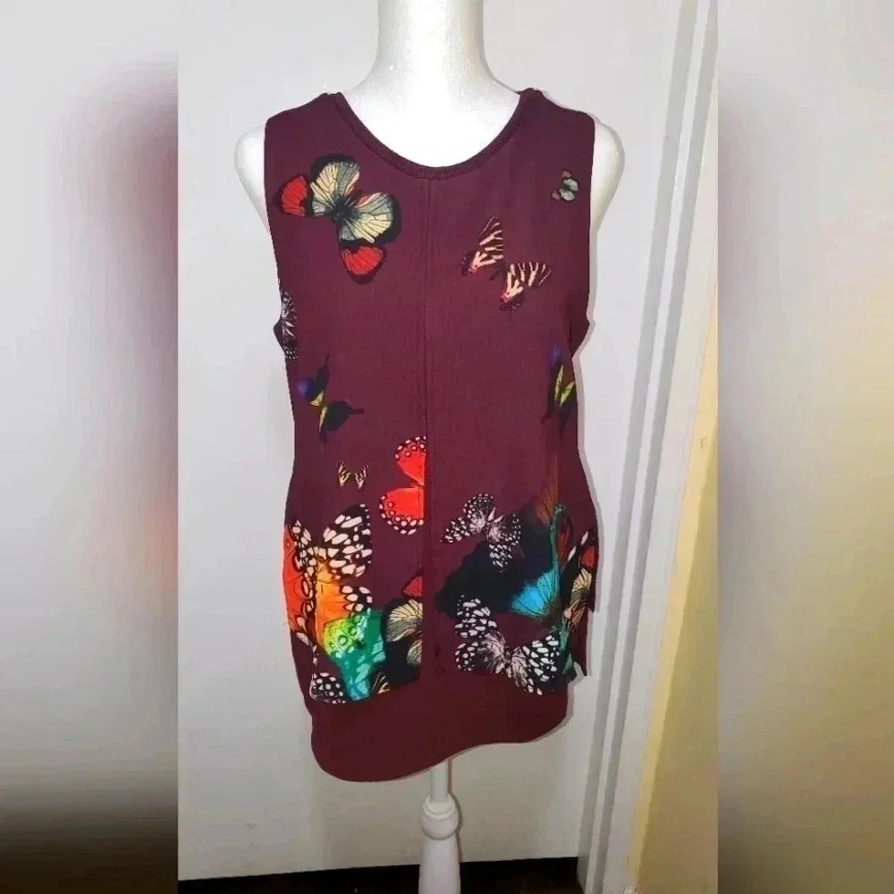 Desigual Women's sleeveless top size small with butterfly design maroon tank top